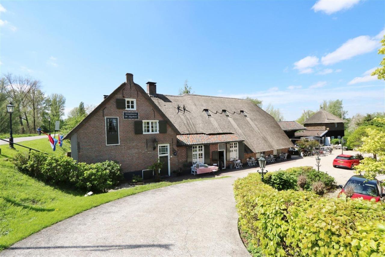 Herberg De Lingehoeve Oosterwijk Екстер'єр фото